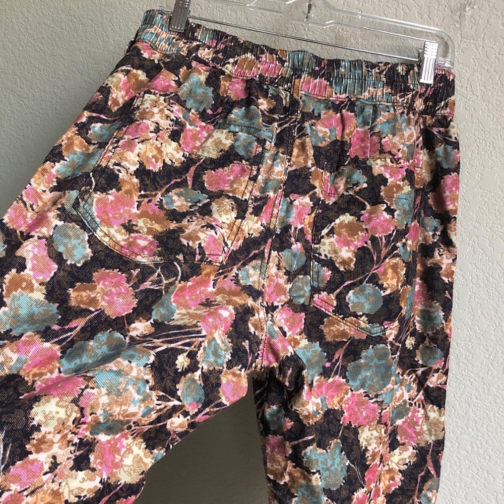 Anthropologie Anisa Floral Corduroy Joggers Pants Petite - Picture 6 of 14